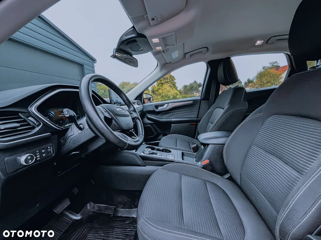 Ford Kuga 1.5 EcoBlue FWD Titanium - 31
