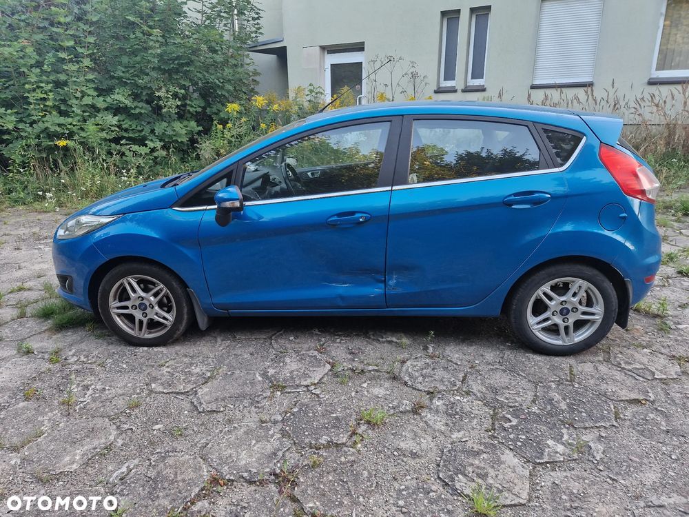 Ford Fiesta 1.0 EcoBoost Powershift Titanium - 4