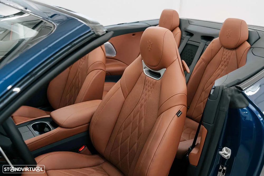 Maserati Grancabrio 3.0 V6 Trofeo - 11