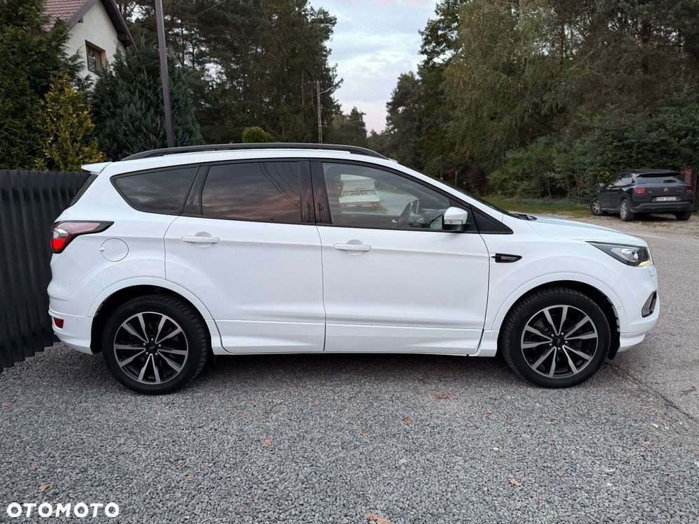 Ford Kuga 2.0 TDCi 4x4 ST-Line - 5