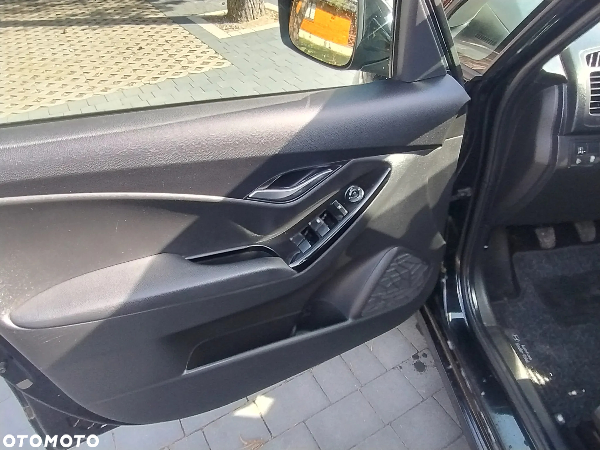 Hyundai ix20 1.4 blue YES Silver - 7