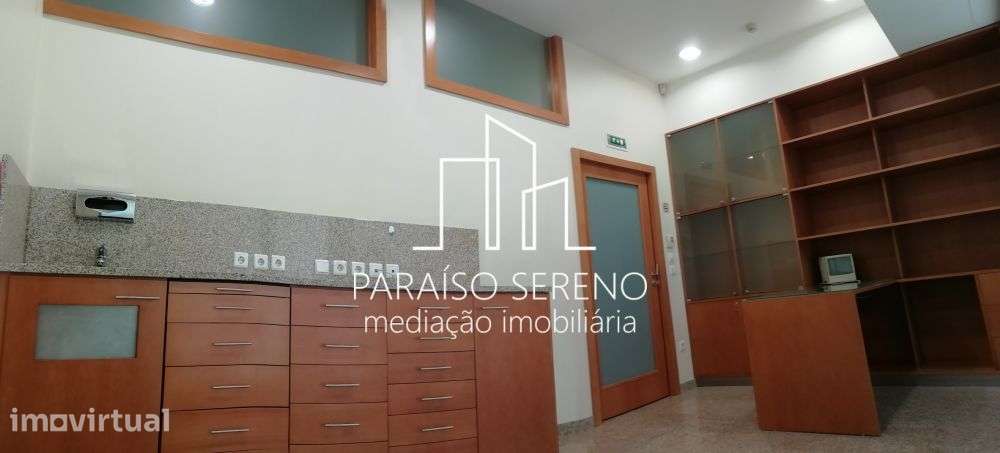 Loja para arrendamento - Grande imagem: 3/12