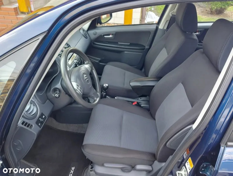 Suzuki SX4 1.6 VVT Comfort - 32