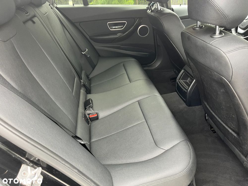 BMW Seria 3 316d Luxury Line - 7