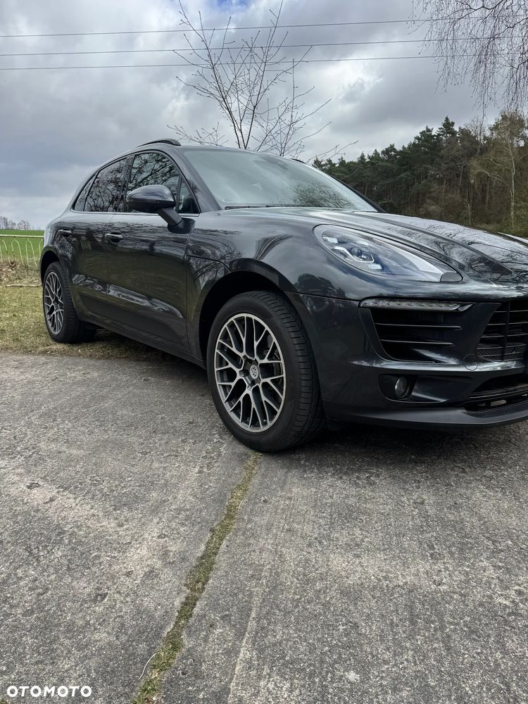 Porsche Macan Standard - 4