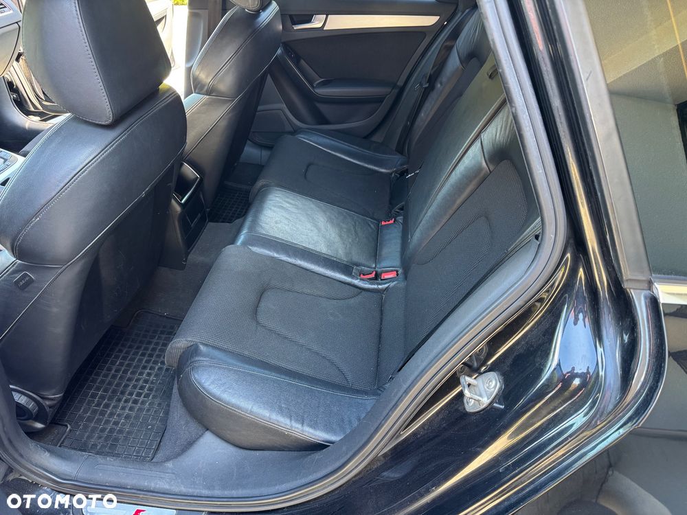 Audi A4 Avant 2.0 TDI DPF multitronic S line Sportpaket - 20