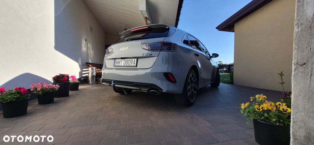 Kia Ceed 1.0 T-GDI 100 OPF Ultimate Edition - 1