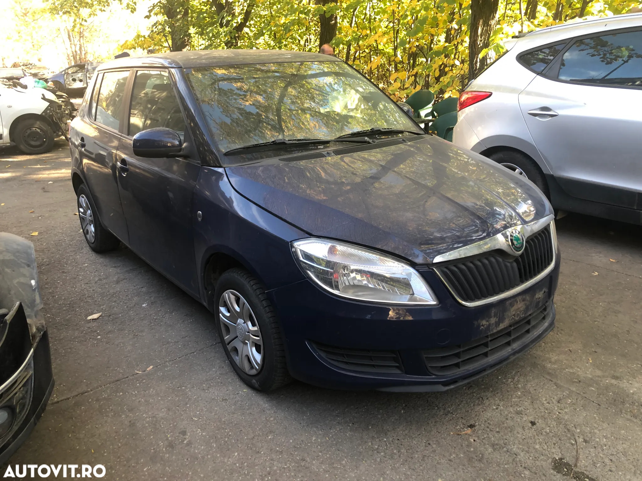 Dezmembrez Skoda Fabia 2 facelift albastru 1.2 benzina 2011 - 11