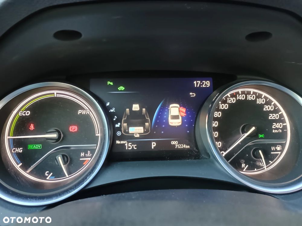 Toyota Camry 2.5 Hybrid Comfort CVT - 9