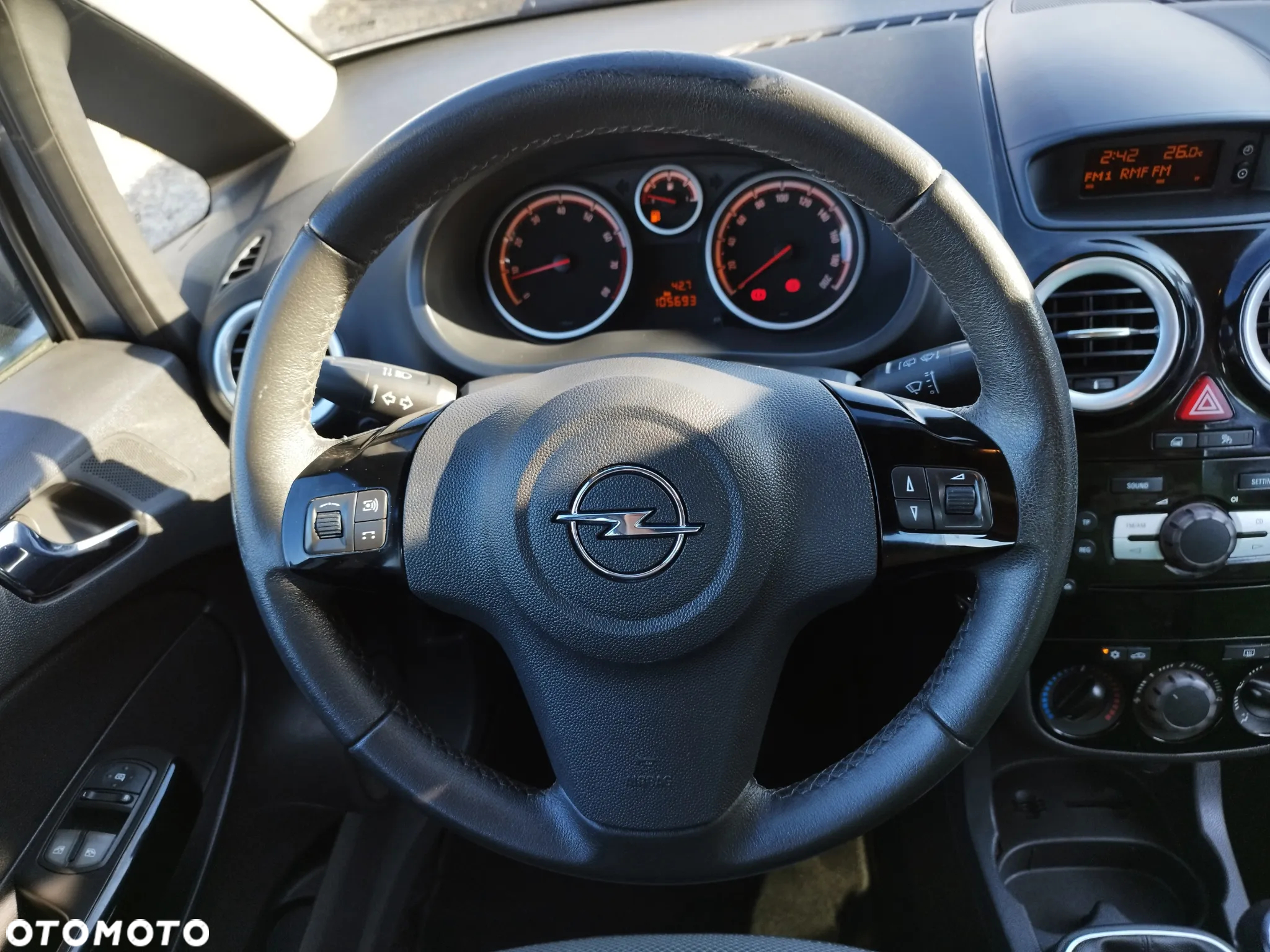 Opel Corsa 1.2 16V Cosmo - 13