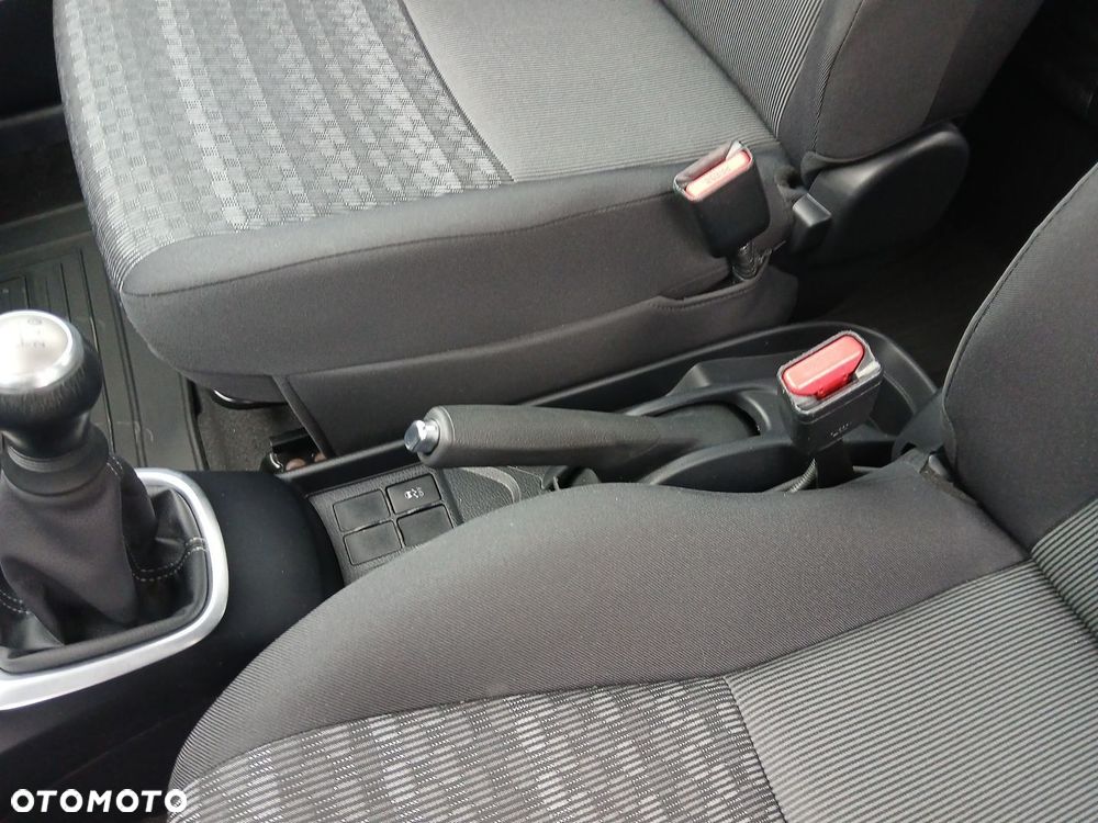 Toyota Yaris 1.0 Active EU6 - 36
