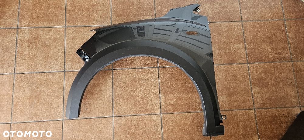 Dacia Sandero Stepway III Błotnik Listwa Lewy Prawy Przód Kolor TEKNA