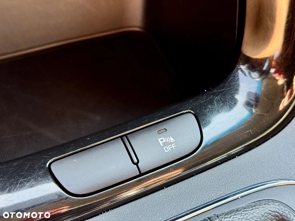 Kia Ceed 1.6 GDI DCT Platinum Edition - 18