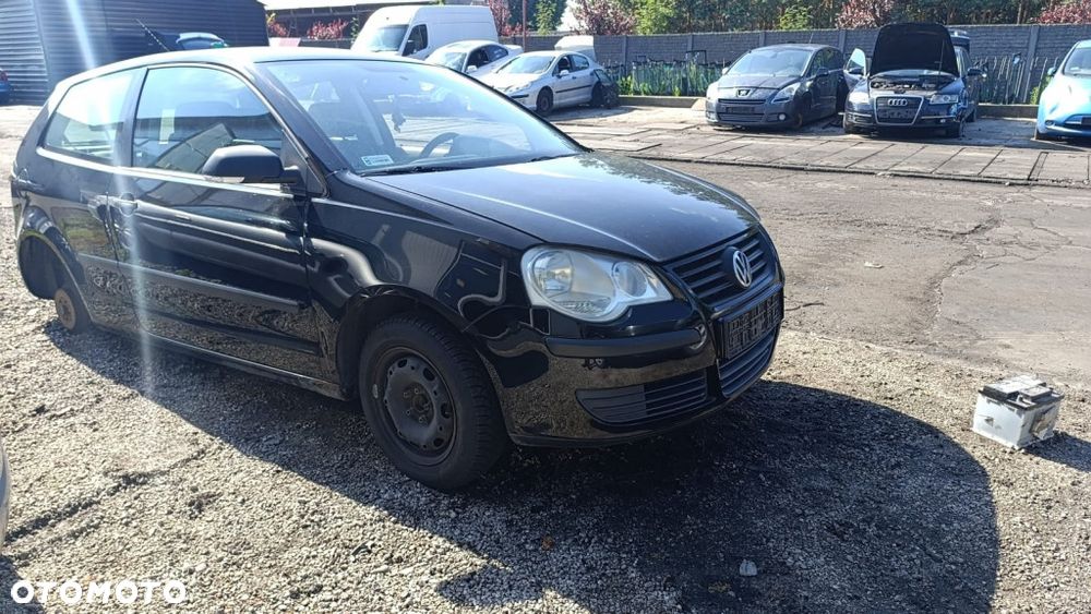 36280 Volkswagen polo IV 9N lift model od 05-09 silnik 1.2 6V BMD 54 km skrzynia GSH lakier L041 - 3