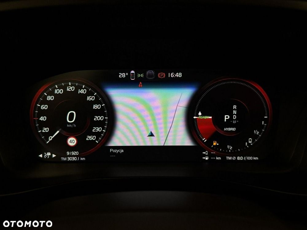 Volvo XC 40 - 24