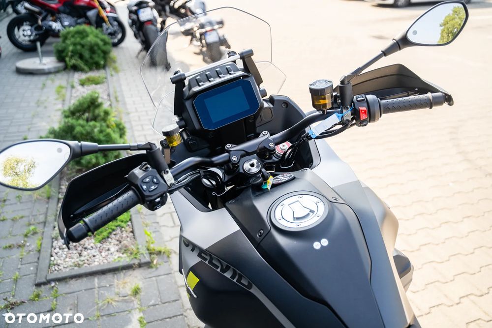 Moto Guzzi Stelvio - 7