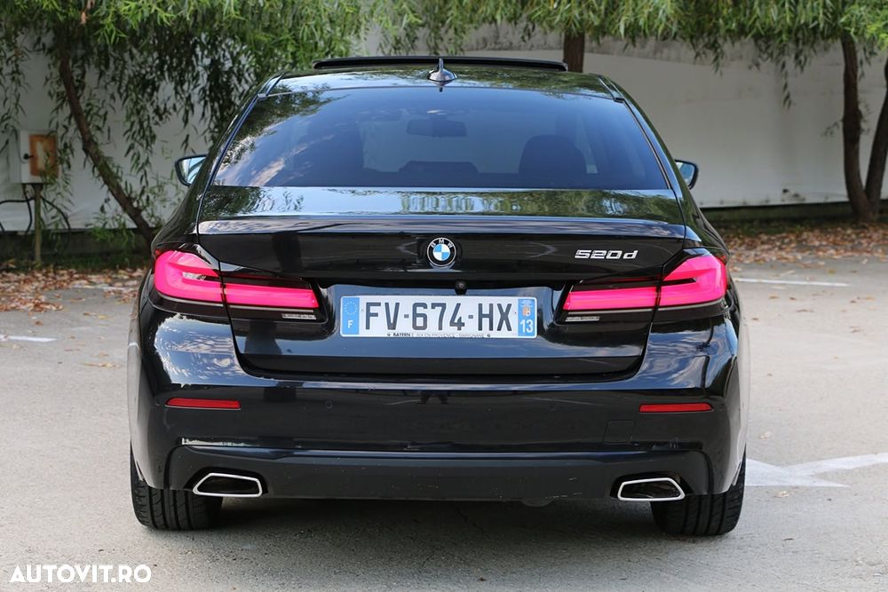 BMW Seria 5 520d Aut. - 7