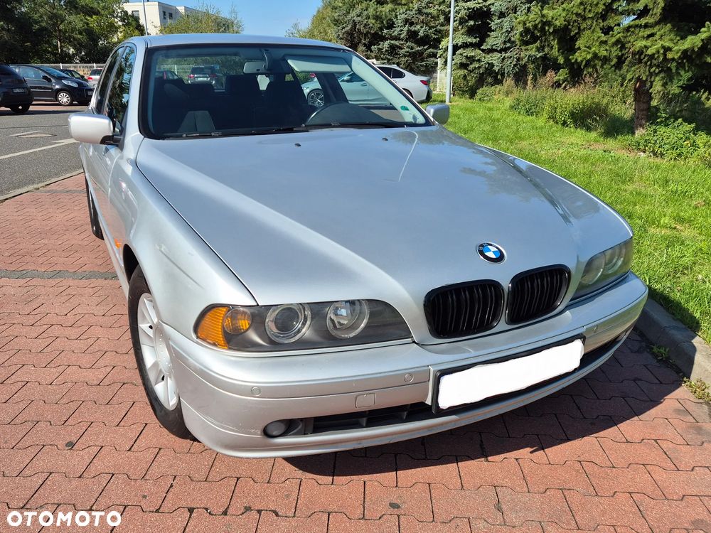 BMW Seria 5 525i - 2