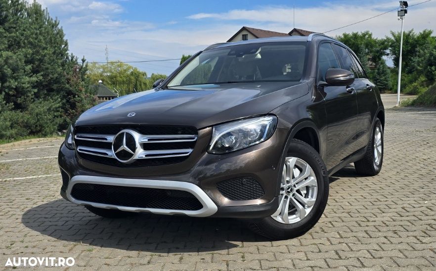 Mercedes-Benz GLC - 21