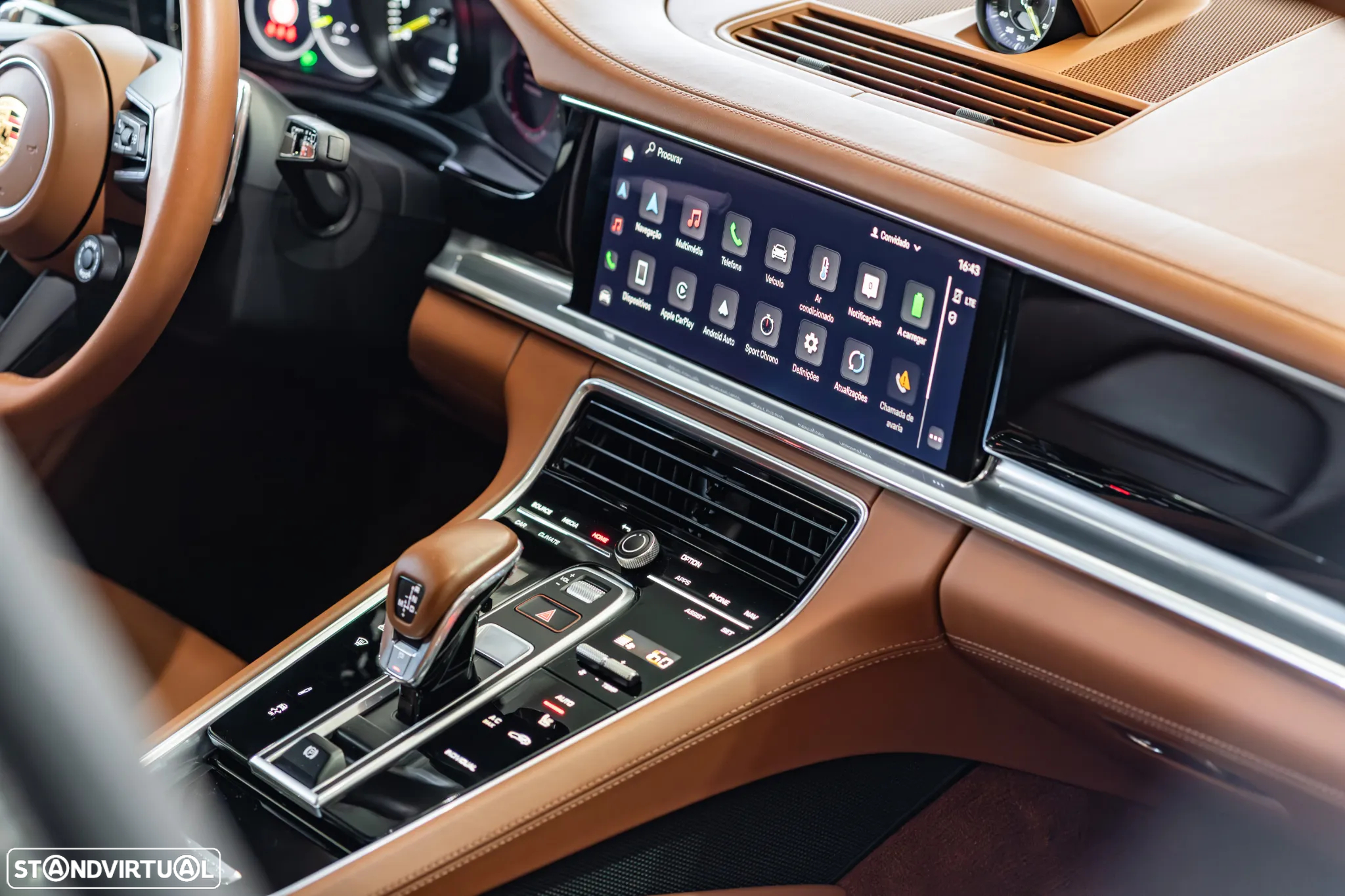 Porsche Panamera Sport Turismo 4S E-Hybrid - 19