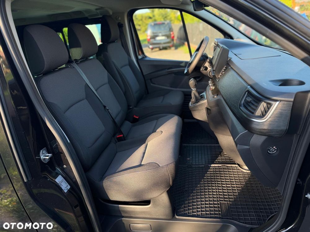 Renault Trafic - 13