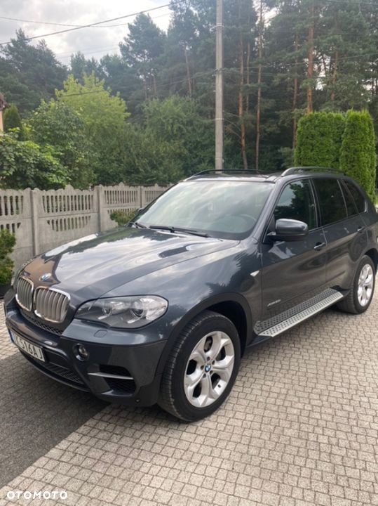 BMW X5 5.0i xDrive - 7