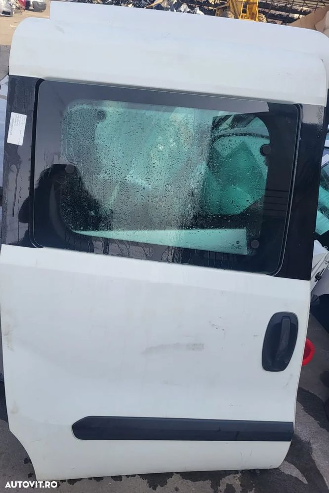 Vindem usa dreapta culisanta  laterala complecta  pentru Fiat Doblo 2014 - 3