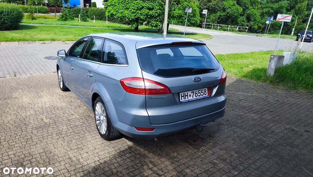 Ford Mondeo 2.3 Titanium - 37