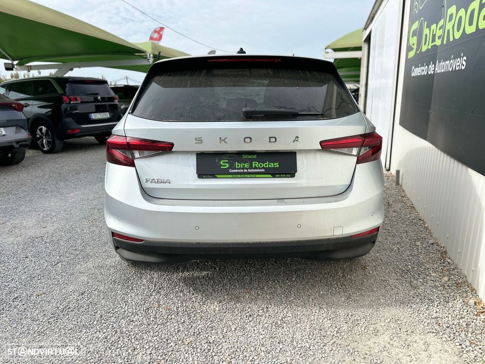 Skoda Fabia - 4