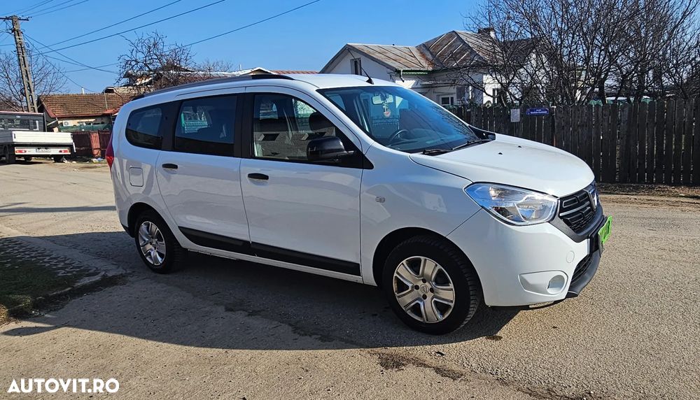 Dacia Lodgy 1.5 Blue dCi Laureate - 4