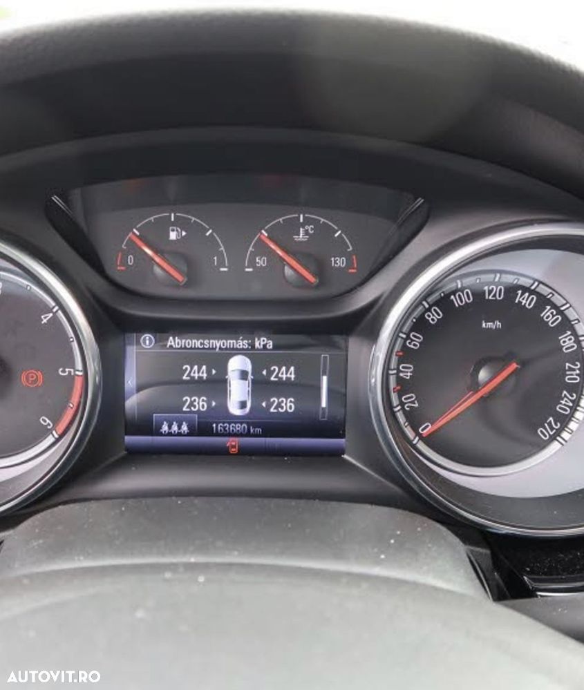 Opel Astra - 11