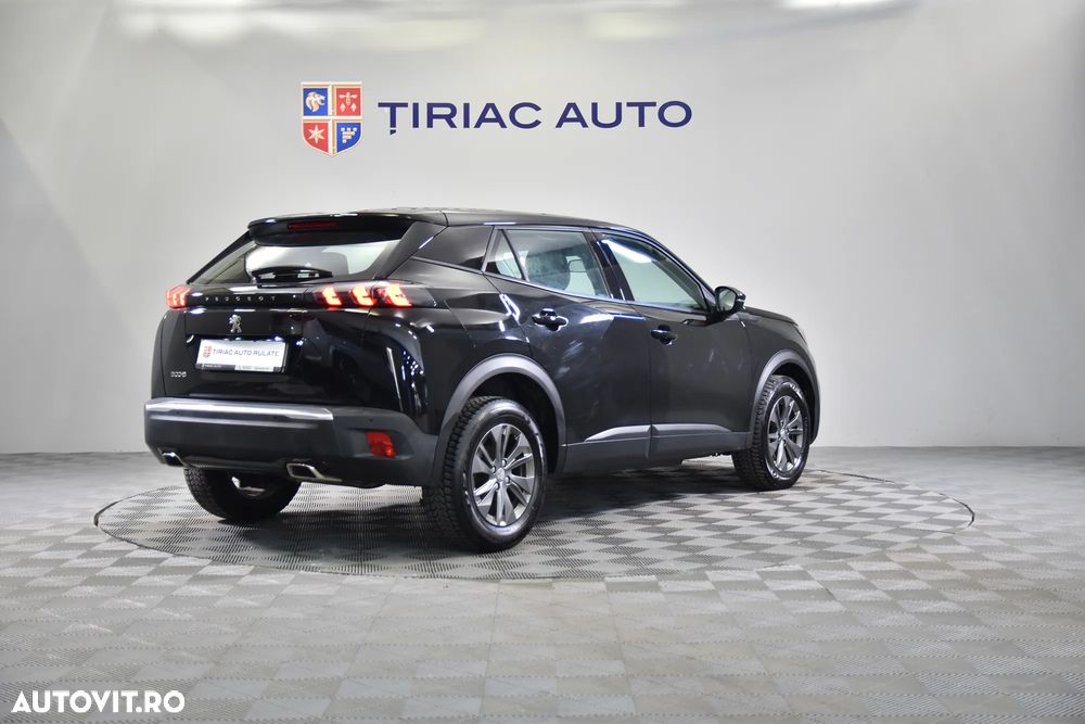 Peugeot 2008 - 6