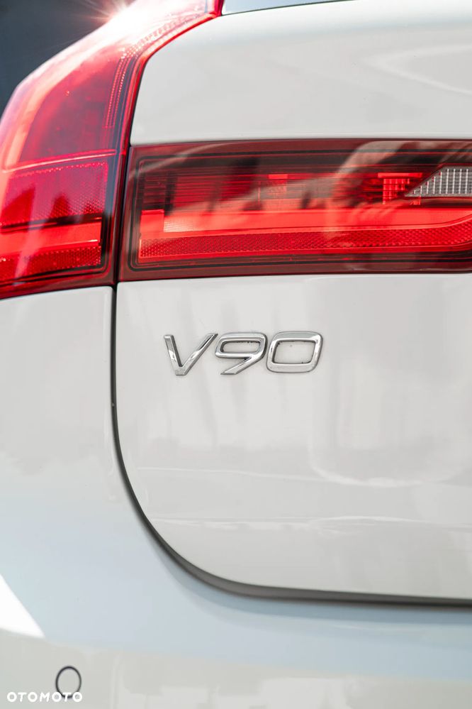 Volvo V90 D4 Momentum - 11