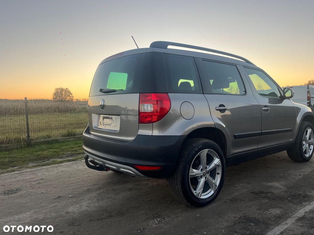 Skoda Yeti 2.0 TDI DPF 4x4 Adventure DSG - 6