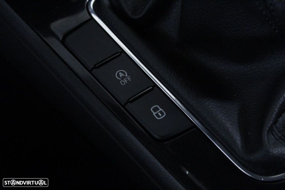 Skoda Fabia 1.0 MPI Selection - 29