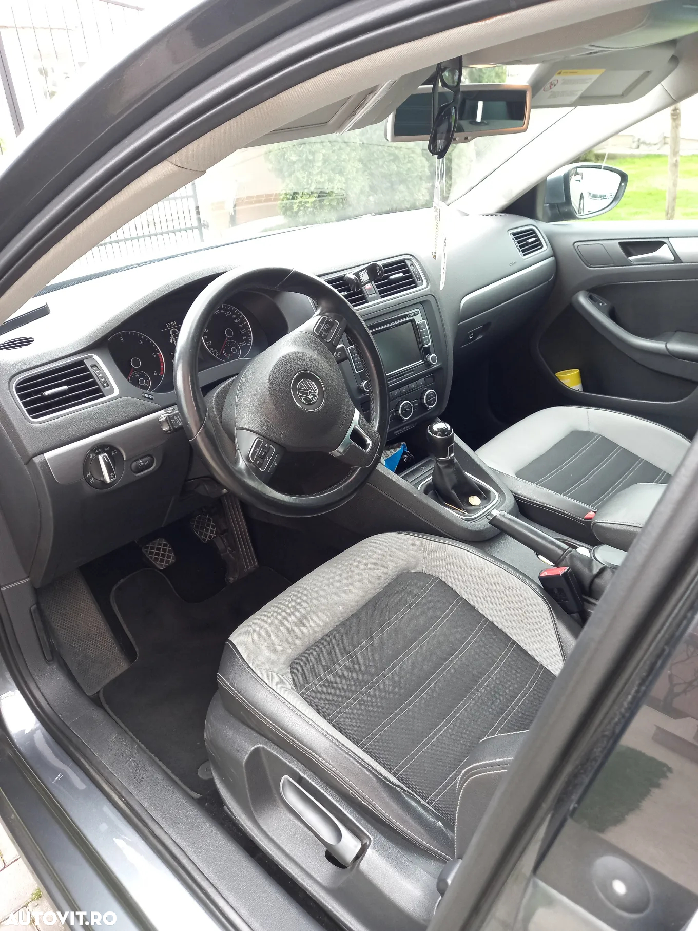 Volkswagen Jetta 2.0 TDI CR DPF Highline - 6