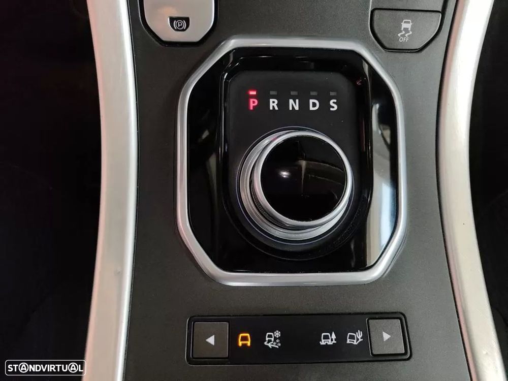 Land Rover Range Rover Evoque - 31