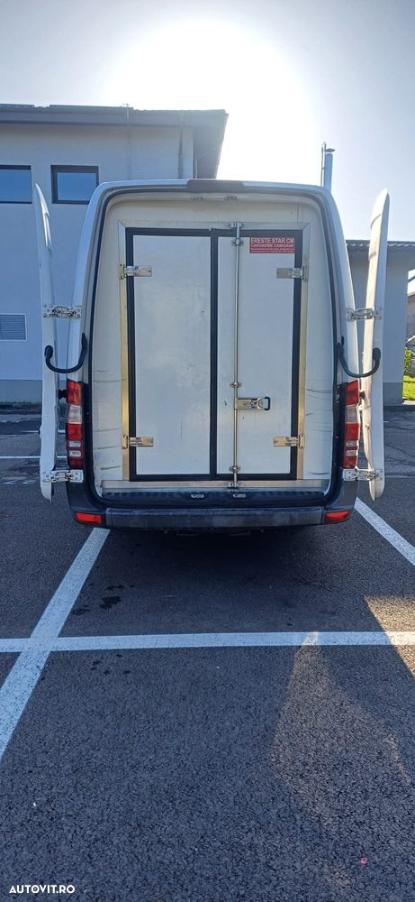Mercedes-Benz Sprinter - 6