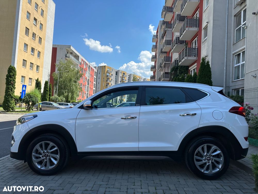 Hyundai Tucson blue 1.7 CRDi 2WD Style - 10