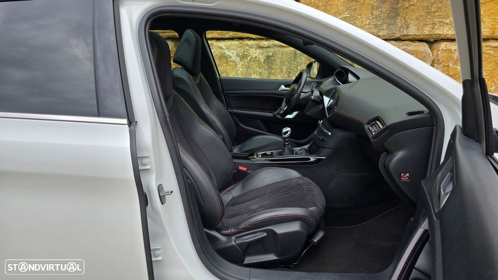 Peugeot 308 1.2 PureTech GT Line - 40