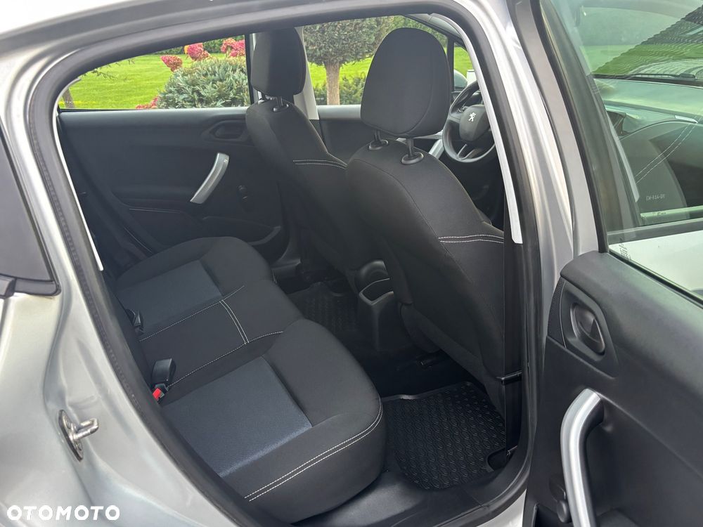 Peugeot 208 PureTech 68 Access - 14