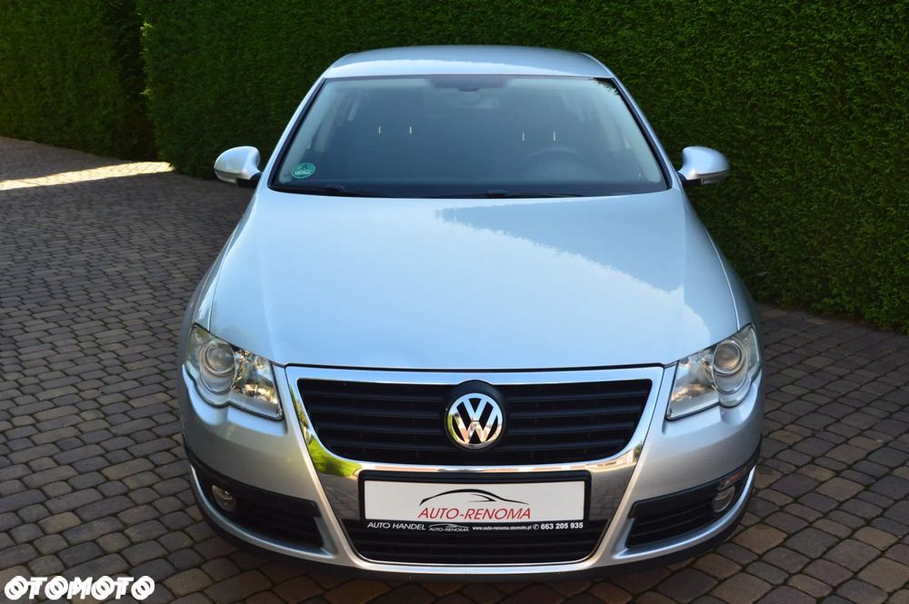 Volkswagen Passat 1.6 Trendline - 31