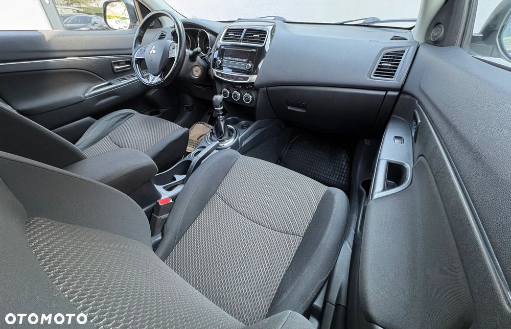 Mitsubishi ASX - 11