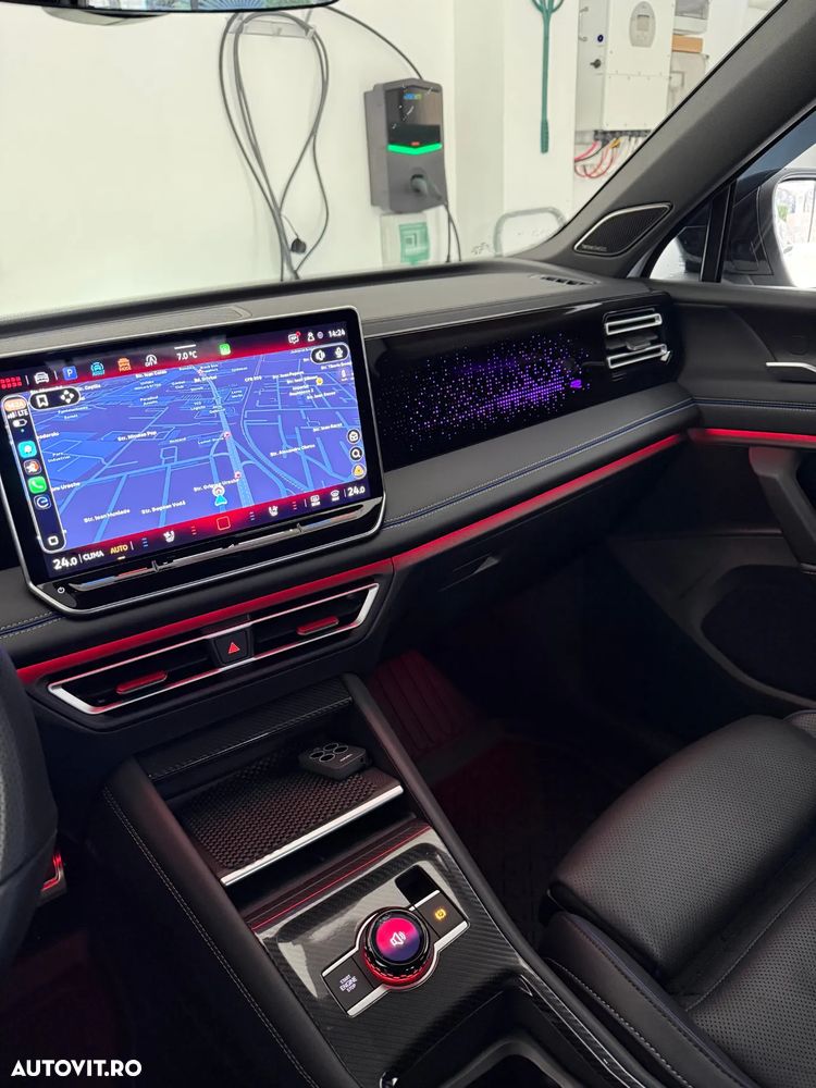 Volkswagen Tiguan 2.0 TDI SCR 4Motion DSG R-Line - 13