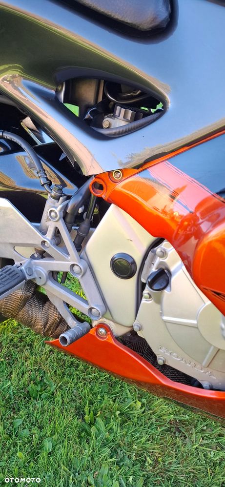 Honda CBR - 18