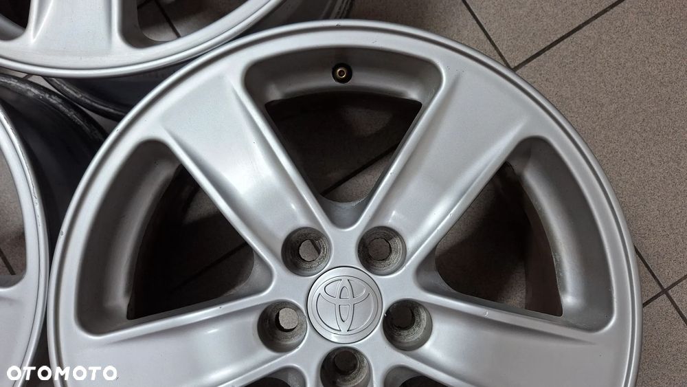 Felgi Aluminiowe 16 Toyota Avensis T25 5x100 ET 45 - 7