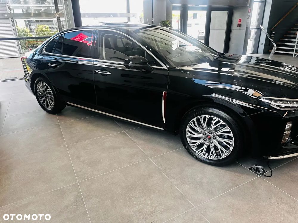 Hongqi H5 2.0T Deluxe - 4