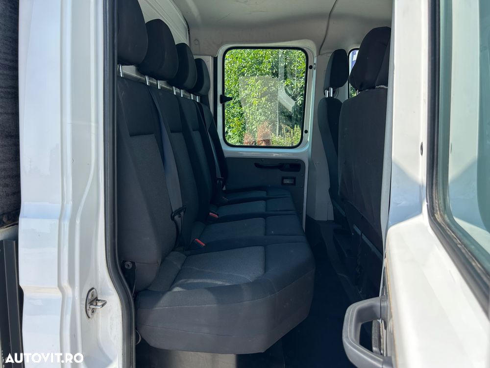 Volkswagen Crafter DOKA 7 LOCURI - 3