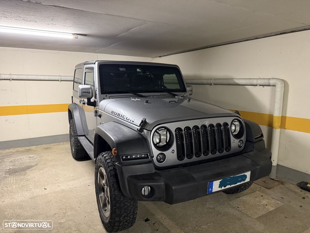 Jeep Wrangler - 1