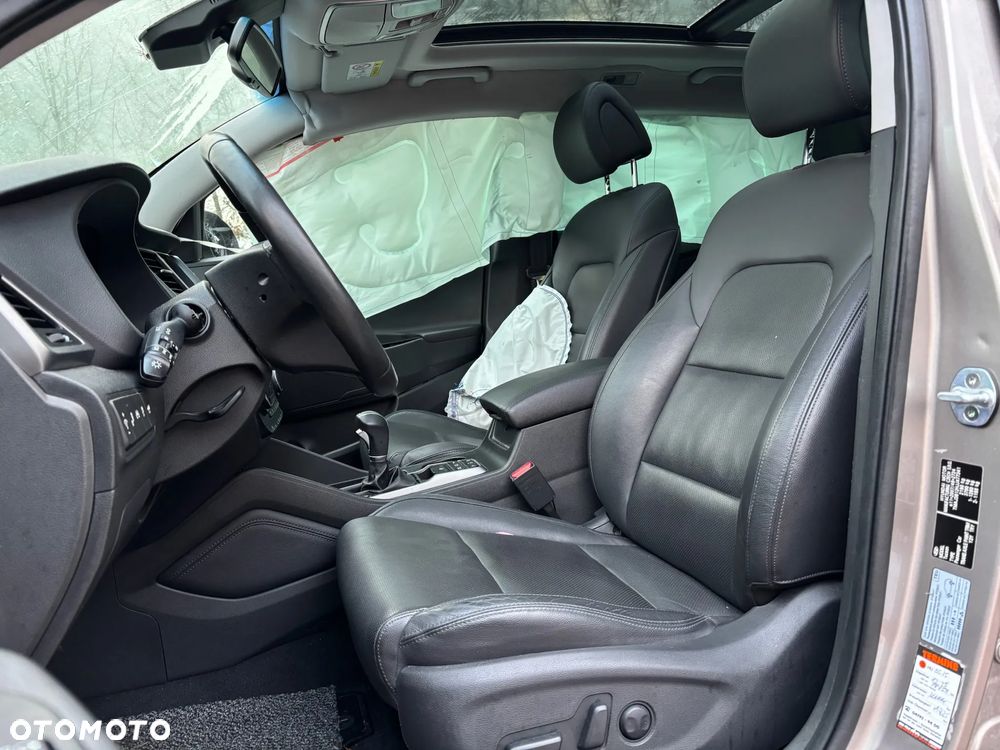 Hyundai Tucson 1.6 Turbo 4WD DCT Trend - 23